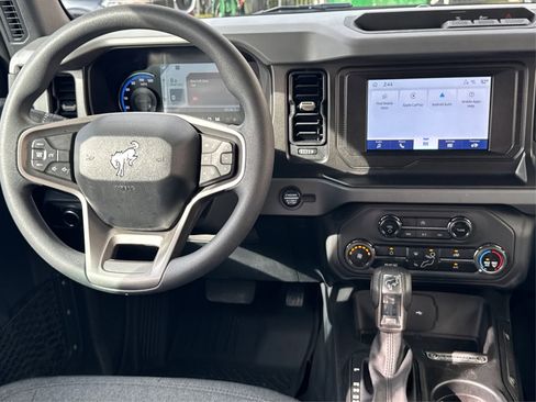 Used 2023 Ford Bronco 4-Door image 19