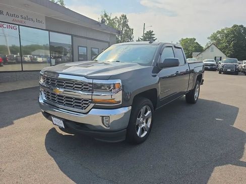Used 2017 Chevrolet Silverado 1500 LT w/ All Star Edition AWD/4WD image 3