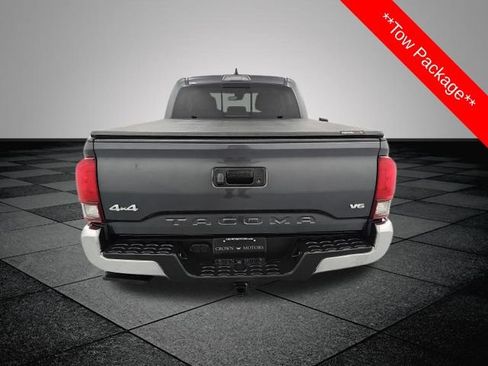Certified 2023 Toyota Tacoma SR5 AWD/4WD image 5