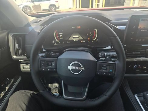 New 2026 Nissan Pathfinder SL FWD image 13