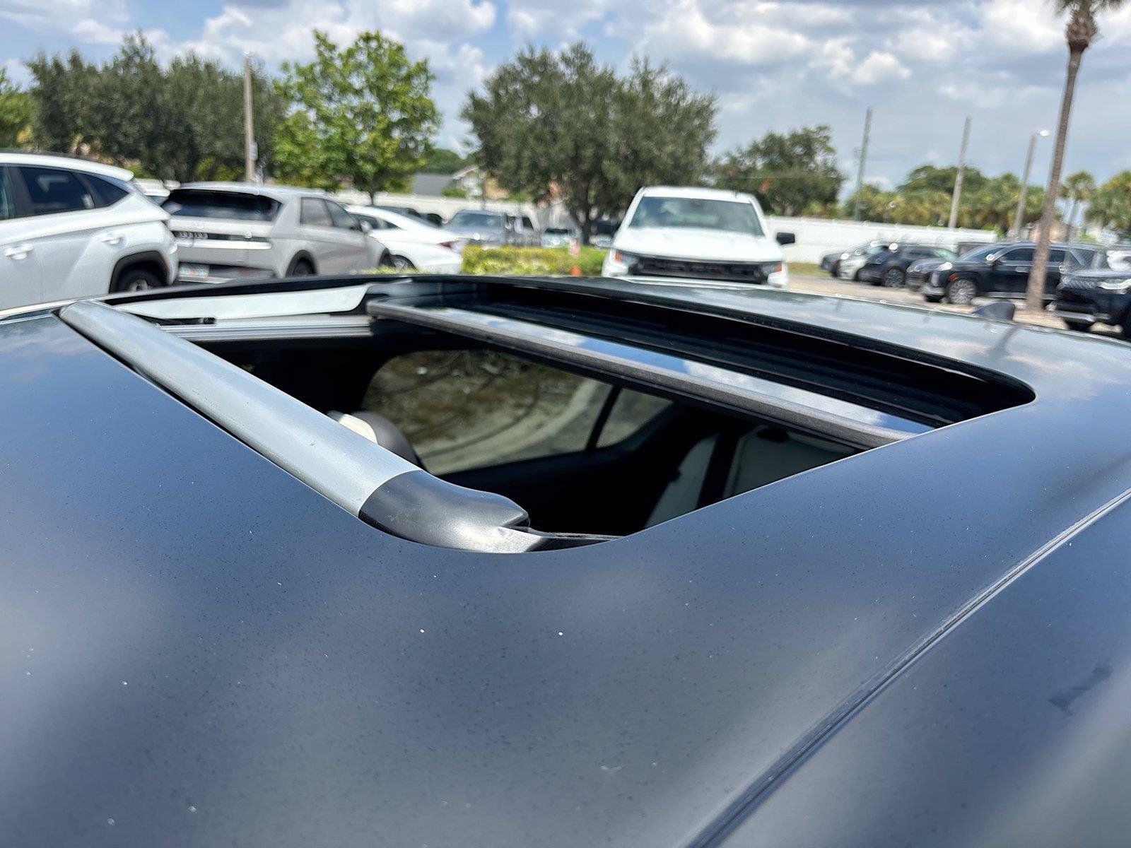 Used 2022 Lexus IS 350 F Sport RWD image 22