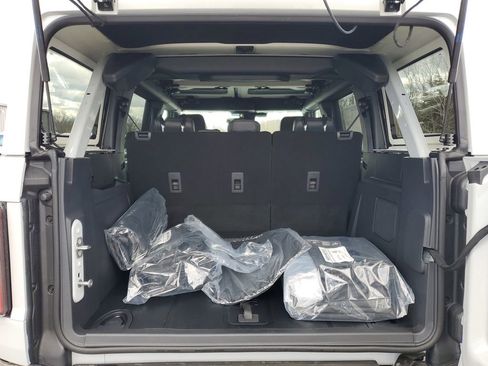 New 2026 Ford Bronco Badlands w/ Sasquatch Package AWD/4WD image 30