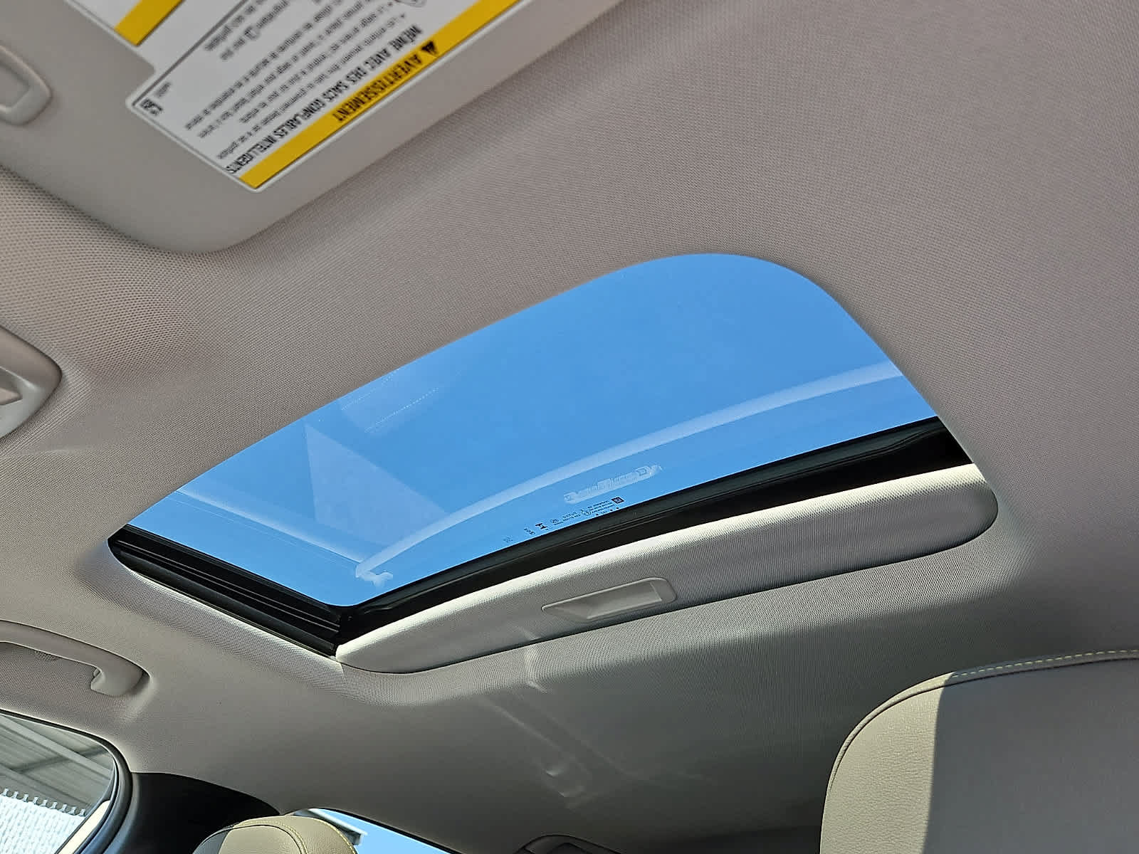 New 2026 Chevrolet Trax ACTIV w/ Sunroof Package FWD image 12