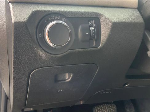 Used 2014 Chevrolet Cruze LT FWD image 31