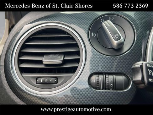 Used 2013 Volkswagen Beetle 2.0T FWD image 27