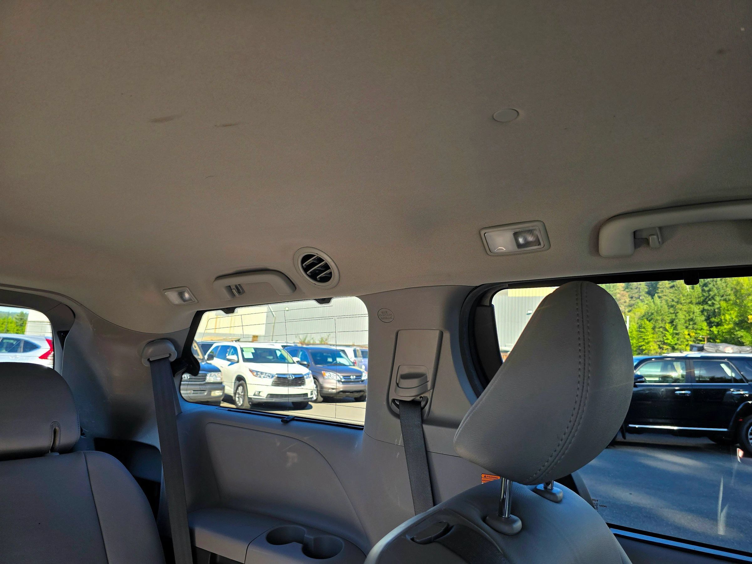 Used 2017 Toyota Sienna XLE w/ XLE Navigation Package FWD image 67