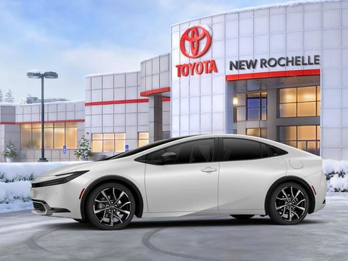 New 2026 Toyota Prius Plug-In Hybrid image 3