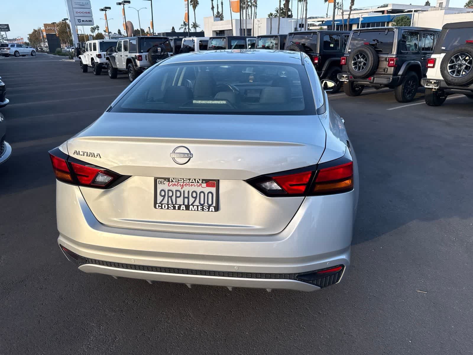 Used 2023 Nissan Altima 2.5 S FWD image 15