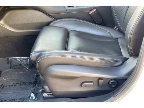 Used 2024 Subaru Outback Touring XT image 13