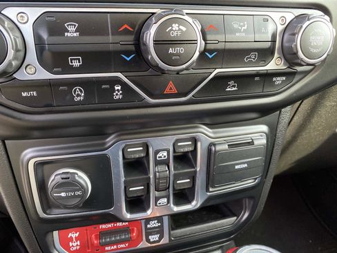 Certified 2021 Jeep Wrangler Unlimited Rubicon w/ Steel Bumper Group image 14