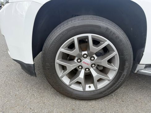 Used 2015 GMC Yukon SLT w/ HD Trailering Package image 11