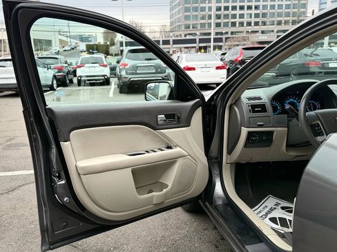 Used 2012 Ford Fusion SEL image 9