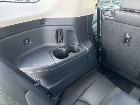 Used 2023 Honda Pilot EX-L image 29