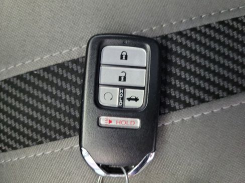 Used 2018 Honda Civic EX-T image 32