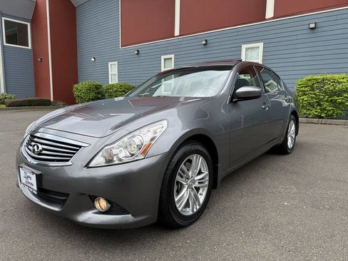 Used 2010 INFINITI G37 x Sedan w/ Premium Pkg AWD/4WD image 4