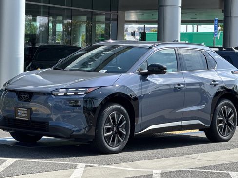 New 2026 Subaru Solterra AWD/4WD image 8