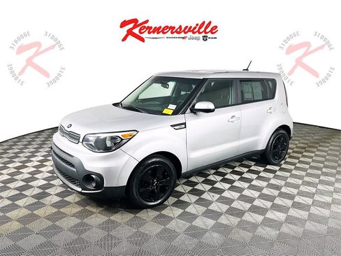 Used 2019 Kia Soul w/ Convenience Package image 3