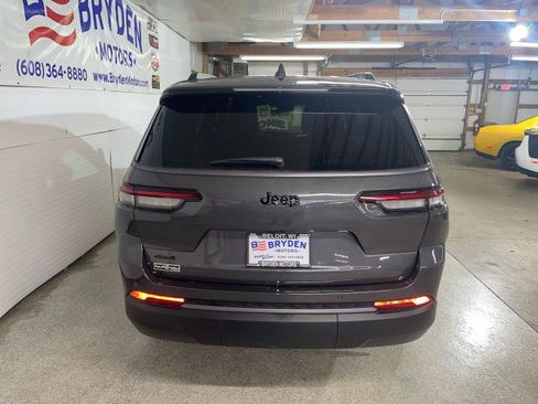 New 2026 Jeep Grand Cherokee L Limited w/ Limited Altitude Package image 4