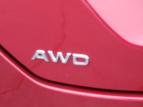 Used 2023 Honda Pilot Touring image 7