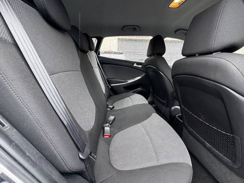 Used 2013 Hyundai Accent GS FWD image 12