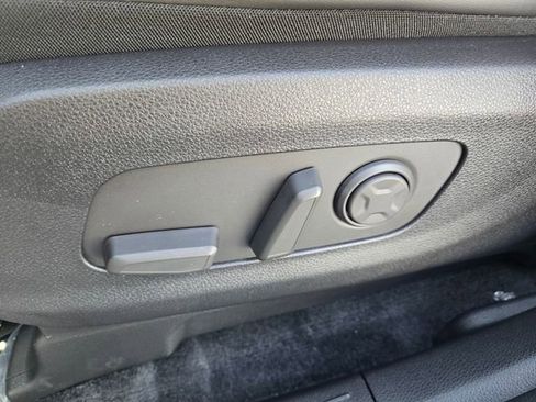 New 2026 Kia Carnival SX image 23