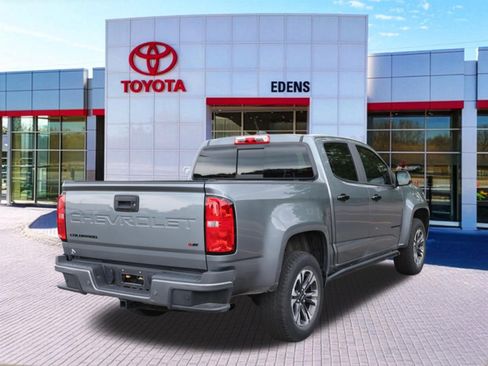 Used 2022 Chevrolet Colorado Z71 AWD/4WD image 3