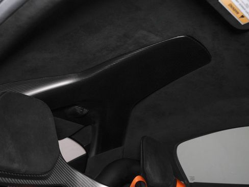 Used 2020 McLaren 620R image 37