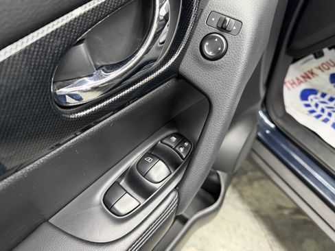 Used 2015 Nissan Rogue SL image 13