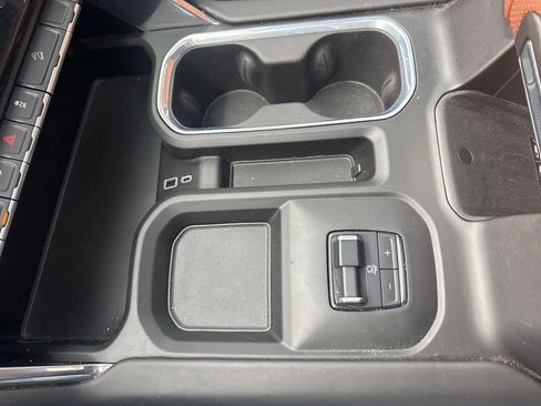 Used 2024 GMC Sierra 2500 Denali Ultimate image 14