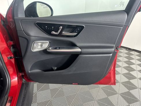 Certified 2025 Mercedes-Benz GLC 300 4MATIC image 15