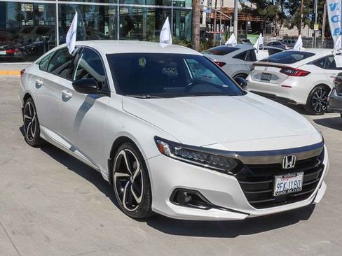 Used 2022 Honda Accord Sport image 3