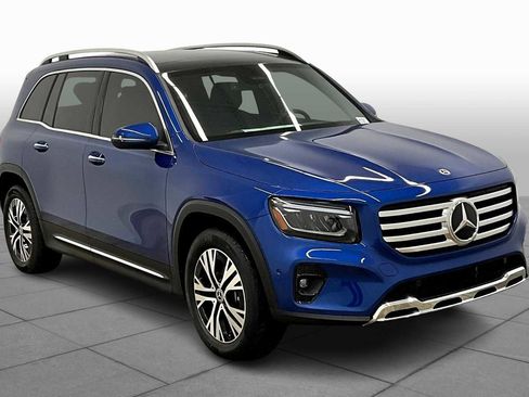 New 2025 Mercedes-Benz GLB 250 GLB 250 image 2