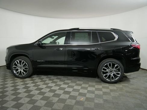 New 2026 GMC Acadia Denali Ultimate w/ LPO, Floor Liner Package image 6