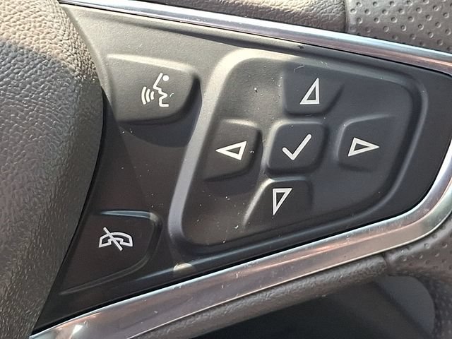 Used 2021 Chevrolet Malibu LT FWD image 22