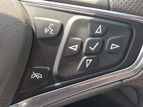 Used 2021 Chevrolet Malibu LT FWD image 22
