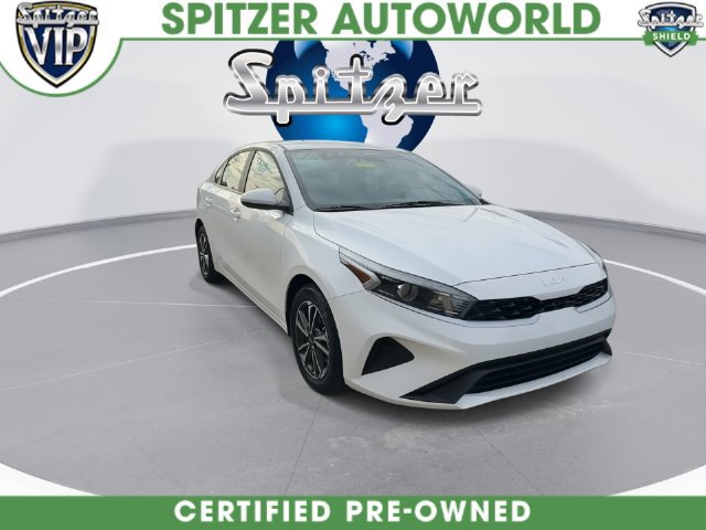 Certified 2024 Kia Forte LXS FWD image 3