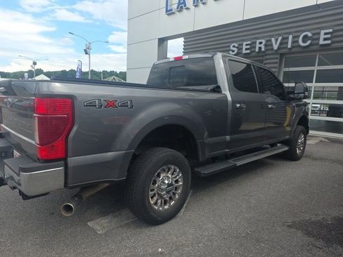 Used 2022 Ford F250 XLT w/ XLT Premium Package AWD/4WD image 4