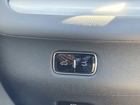 New 2026 Lincoln Navigator Premiere AWD/4WD image 34