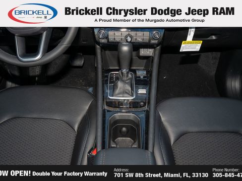 Used 2026 Jeep Compass Latitude AWD/4WD image 24