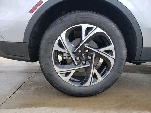 New 2026 Lincoln Nautilus Premier w/ Equipment Group 102A image 22