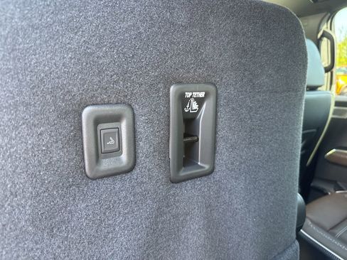 New 2026 GMC Acadia Denali Ultimate w/ LPO, Floor Liner Package AWD/4WD image 60