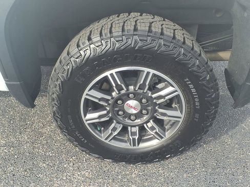 Certified 2025 GMC Sierra 1500 AT4 AWD/4WD image 20