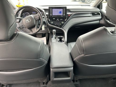 Certified 2024 Toyota Camry SE FWD image 20