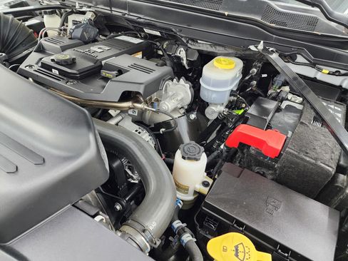 Used 2023 RAM 2500 Big Horn w/ Level 1 Equipment Group image 18