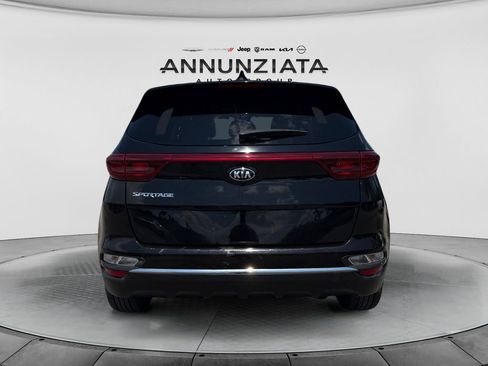 Used 2020 Kia Sportage LX AWD/4WD image 4