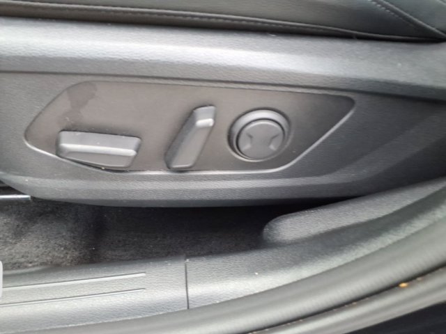 Used 2025 Kia Sportage EX w/ Premium Package AWD/4WD image 16