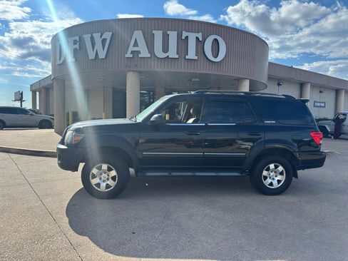 Used 2006 Toyota Sequoia Limited RWD image 1