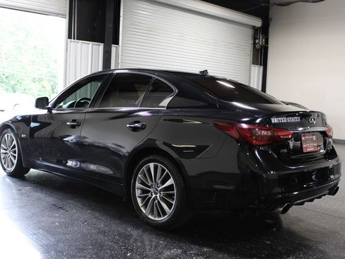 Used 2018 INFINITI Q50 Luxe w/ Essential Package (3.0T Luxe) AWD/4WD image 5