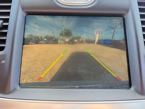 Used 2019 Chrysler 300 Touring w/ Chrome Appearance Package image 23