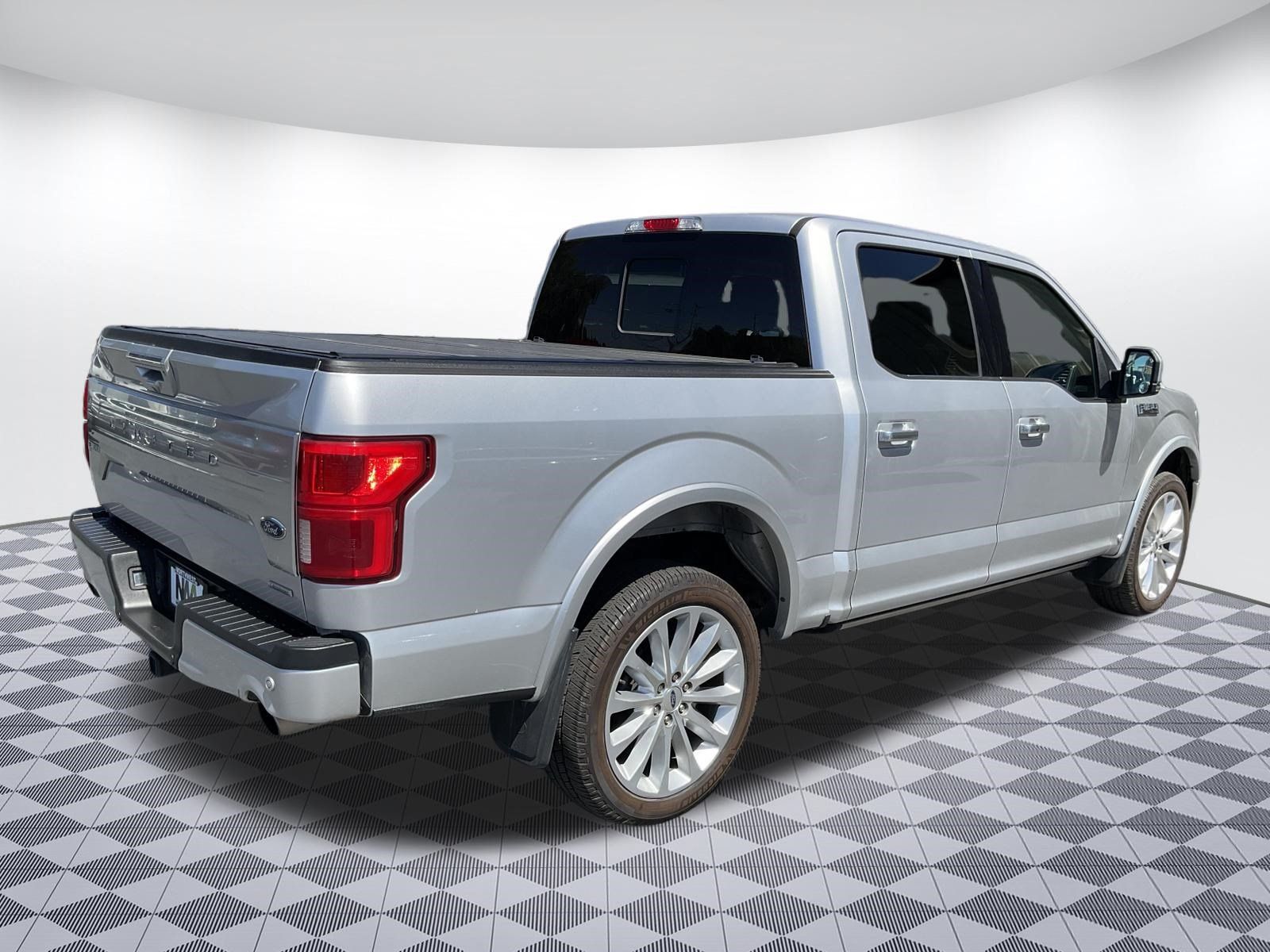 Used 2019 Ford F150 Limited AWD/4WD image 3